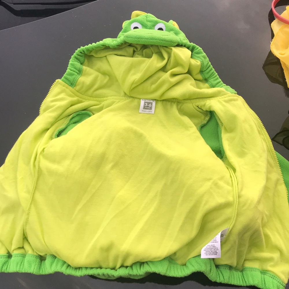 Costume - Picture 6 of 6